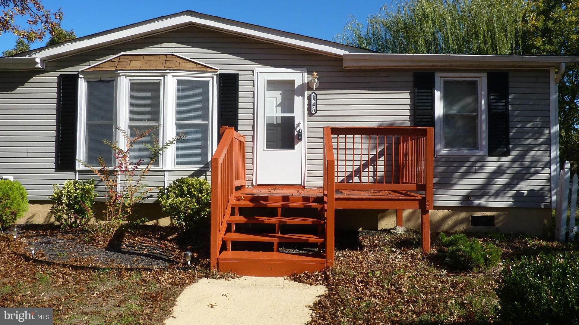 45870 South Springsteen Court California, MD 20619 - Photo 2 of 27 Exterior (Front)