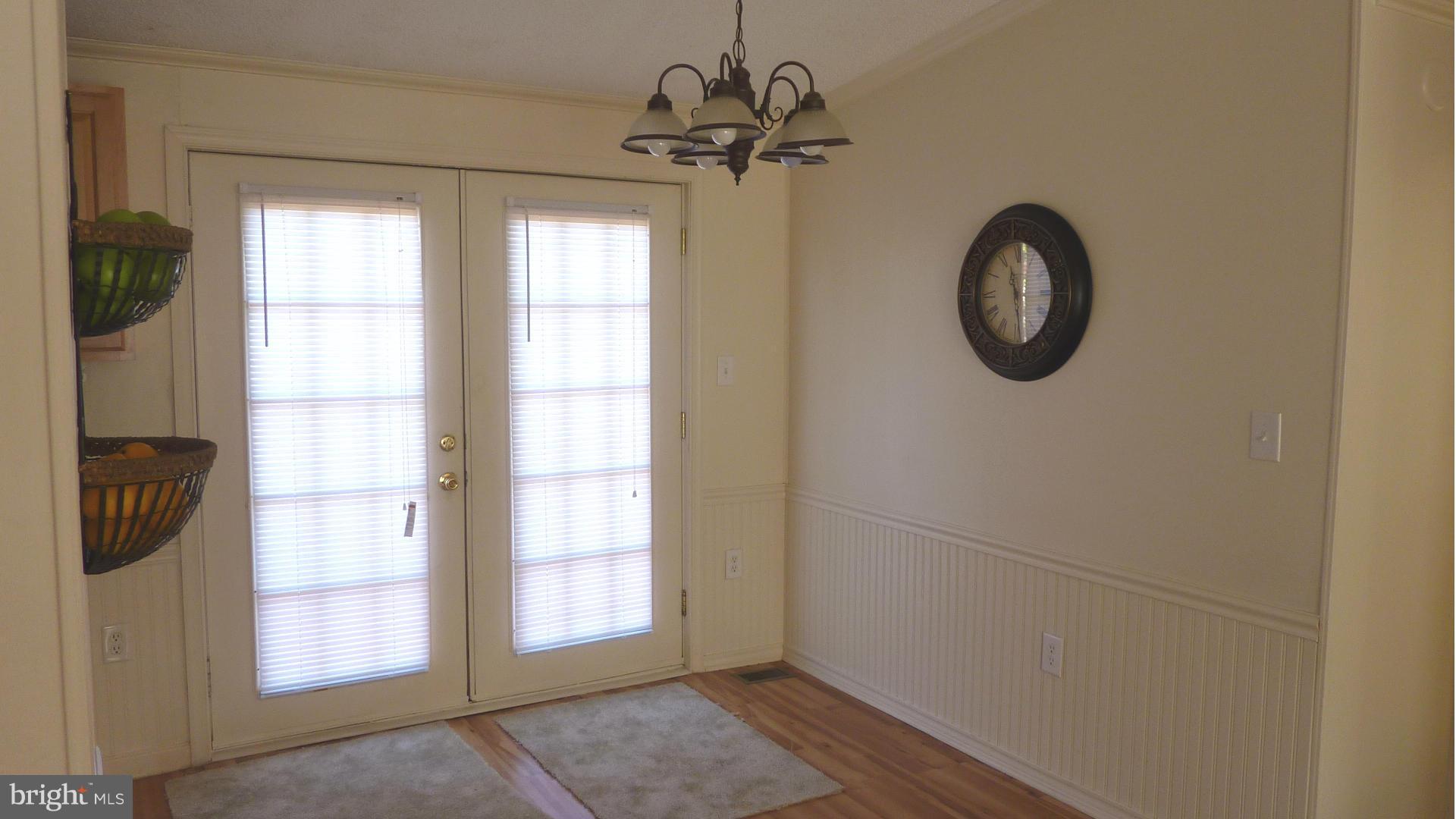 45870 South Springsteen Court California, MD 20619 - Photo 5 of 27 Dining Room