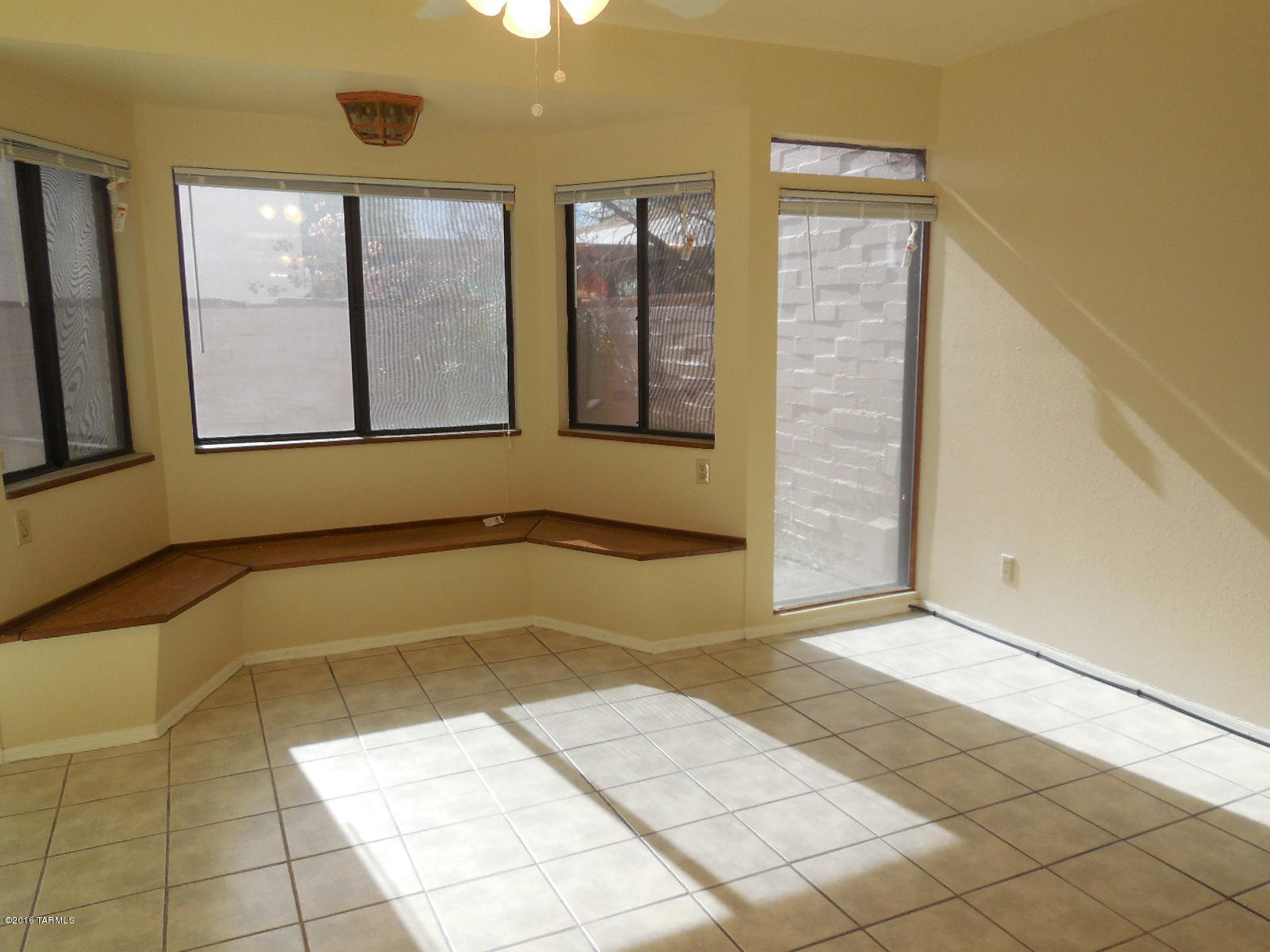 4222 East Presidio Road Tucson, AZ 85712 - Photo 8 of 22