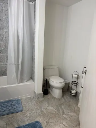 $2,350 | 244 Biscayne Boulevard, Unit 341, Miami, FL 33132