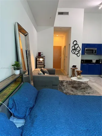 $2,350 | 244 Biscayne Boulevard, Unit 341, Miami, FL 33132