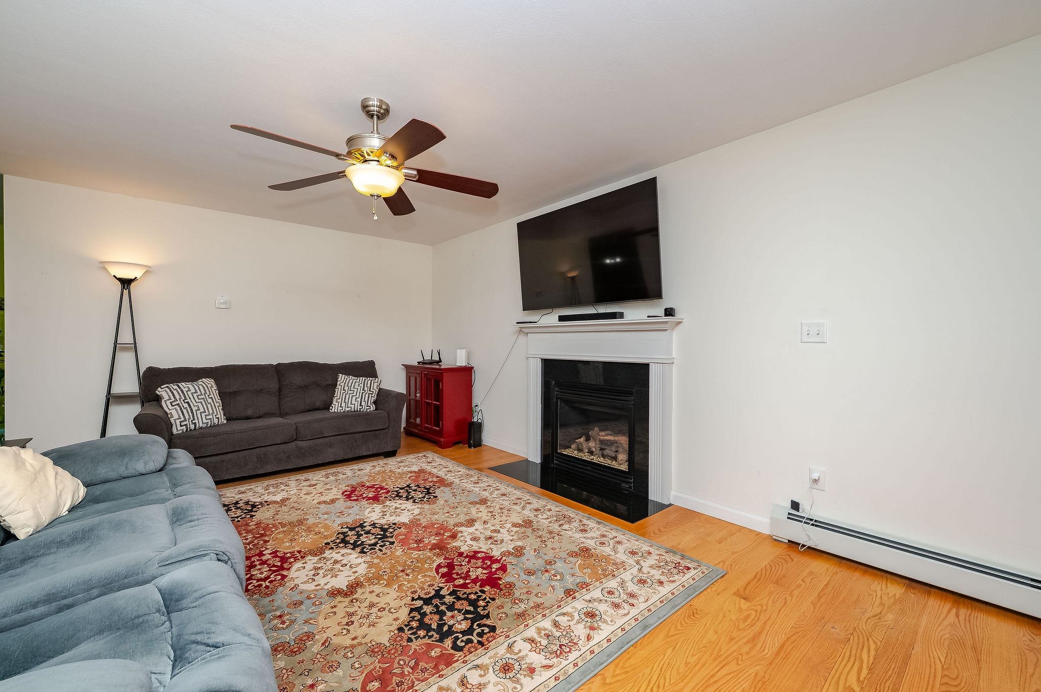 14 Hynes Court Rochester, NH 03839 - Photo 8 of 55