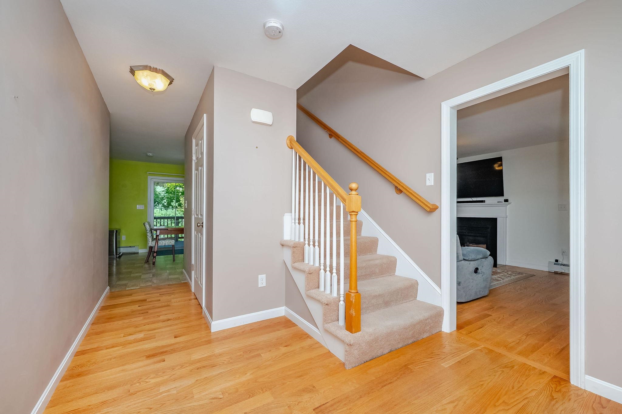 14 Hynes Court Rochester, NH 03839 - Photo 9 of 55