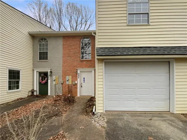 $281,000 | 682 Coventry Township Lane, Marietta, GA 30062