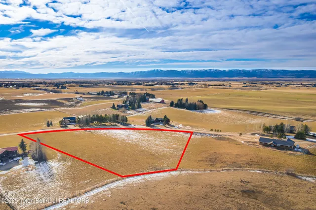 $950,000 | 125 Yellow Rose Drive, Alta, WY 83414