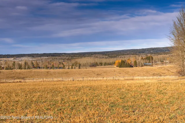 $950,000 | 125 Yellow Rose Drive, Alta, WY 83414