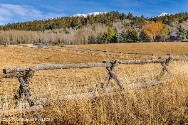 $950,000 | 125 Yellow Rose Drive, Alta, WY 83414