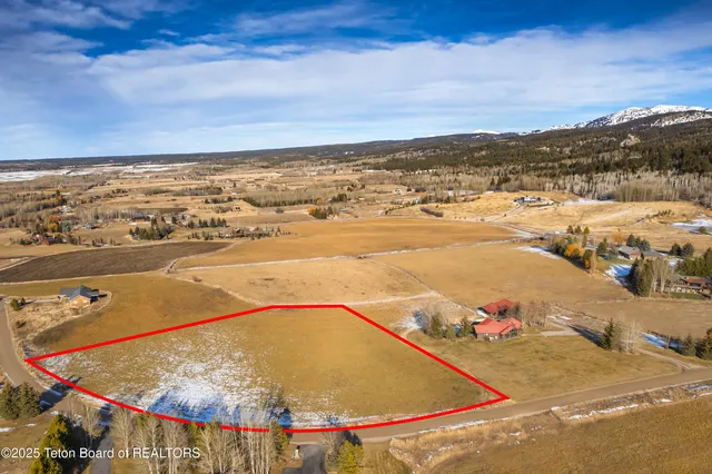 $950,000 | 125 Yellow Rose Drive, Alta, WY 83414