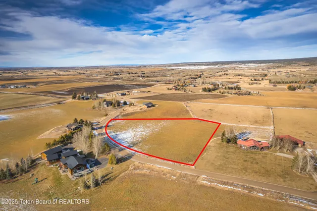 $950,000 | 125 Yellow Rose Drive, Alta, WY 83414