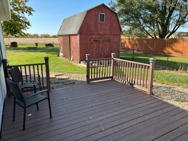 2633 Lee Road Marion, OH 43302 - Photo 8 of 10 Back Deck