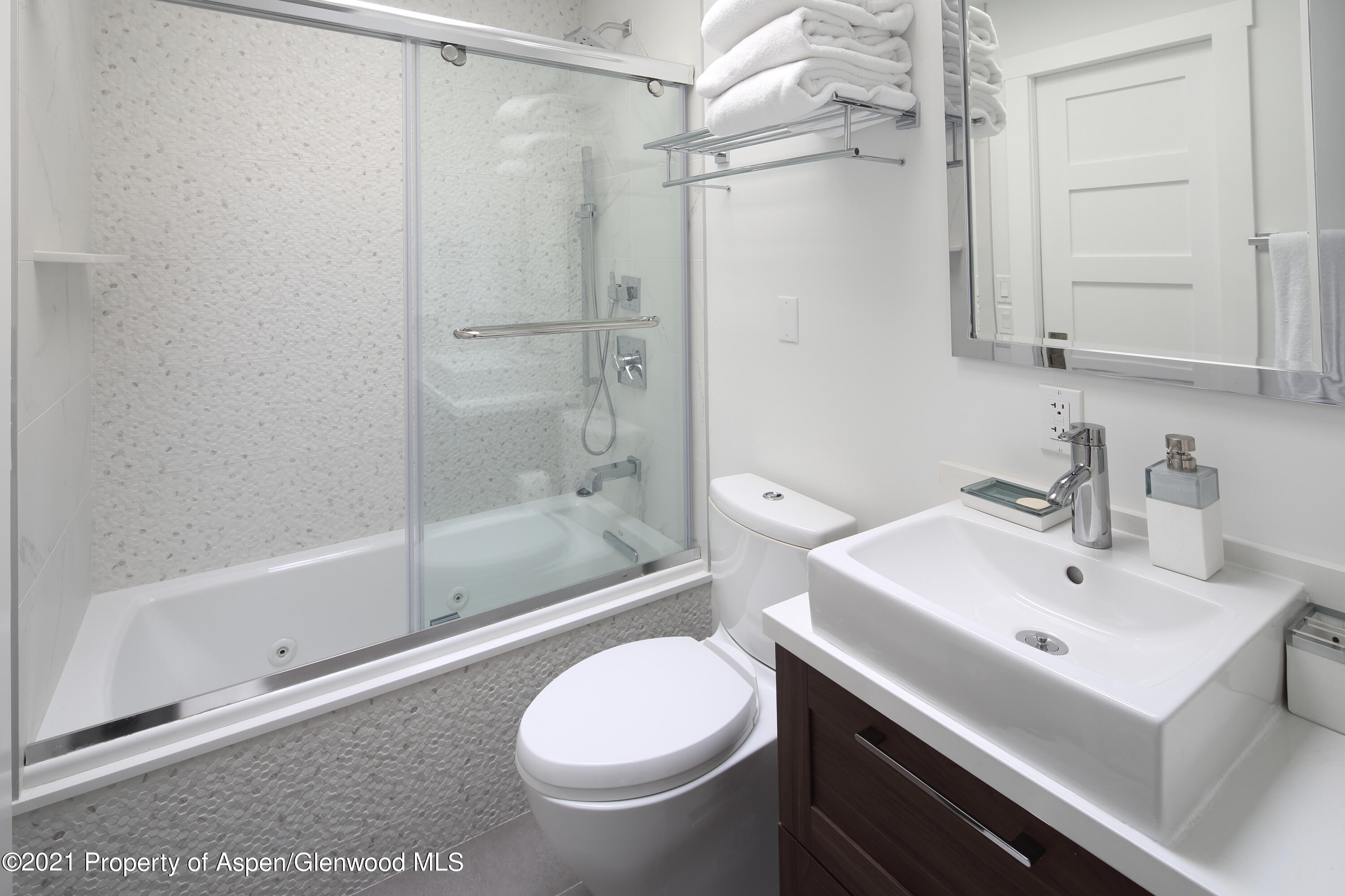 803 East Durant Avenue, Unit 7 Aspen, CO 81611 - Photo 7 of 7 f1