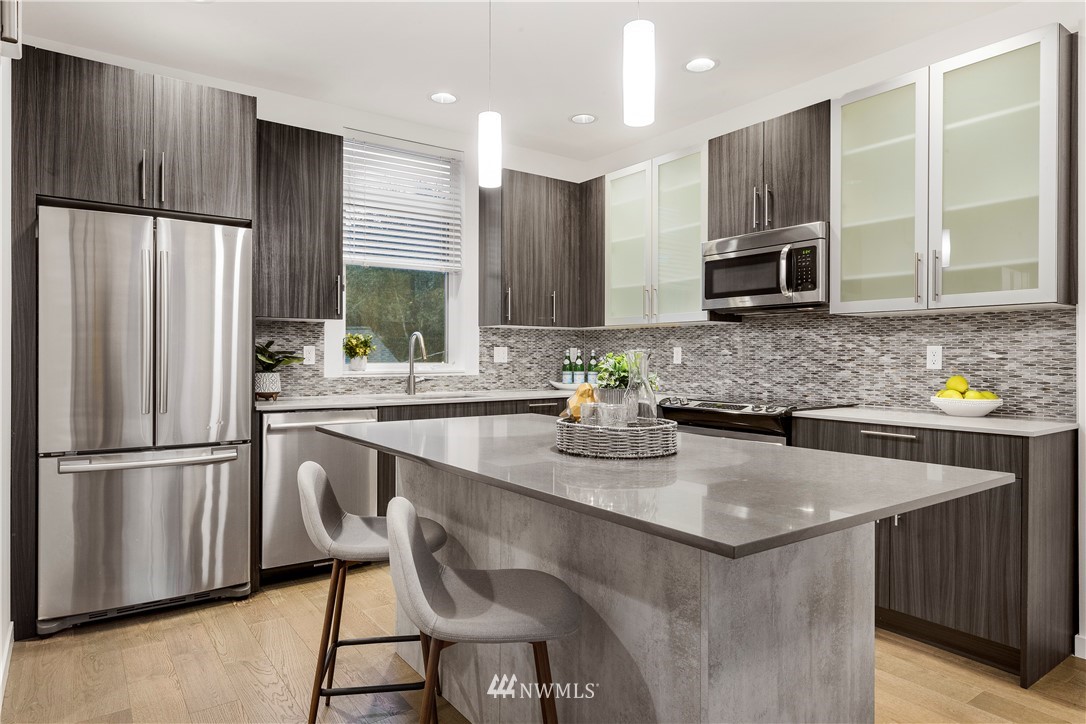 3907 Southwest Hudson Street Seattle, WA 98136 - Photo 9 of 24 Gallery Image 9