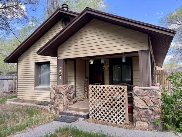 $235,000 | 254 North 100 East, Hinckley, UT 84635