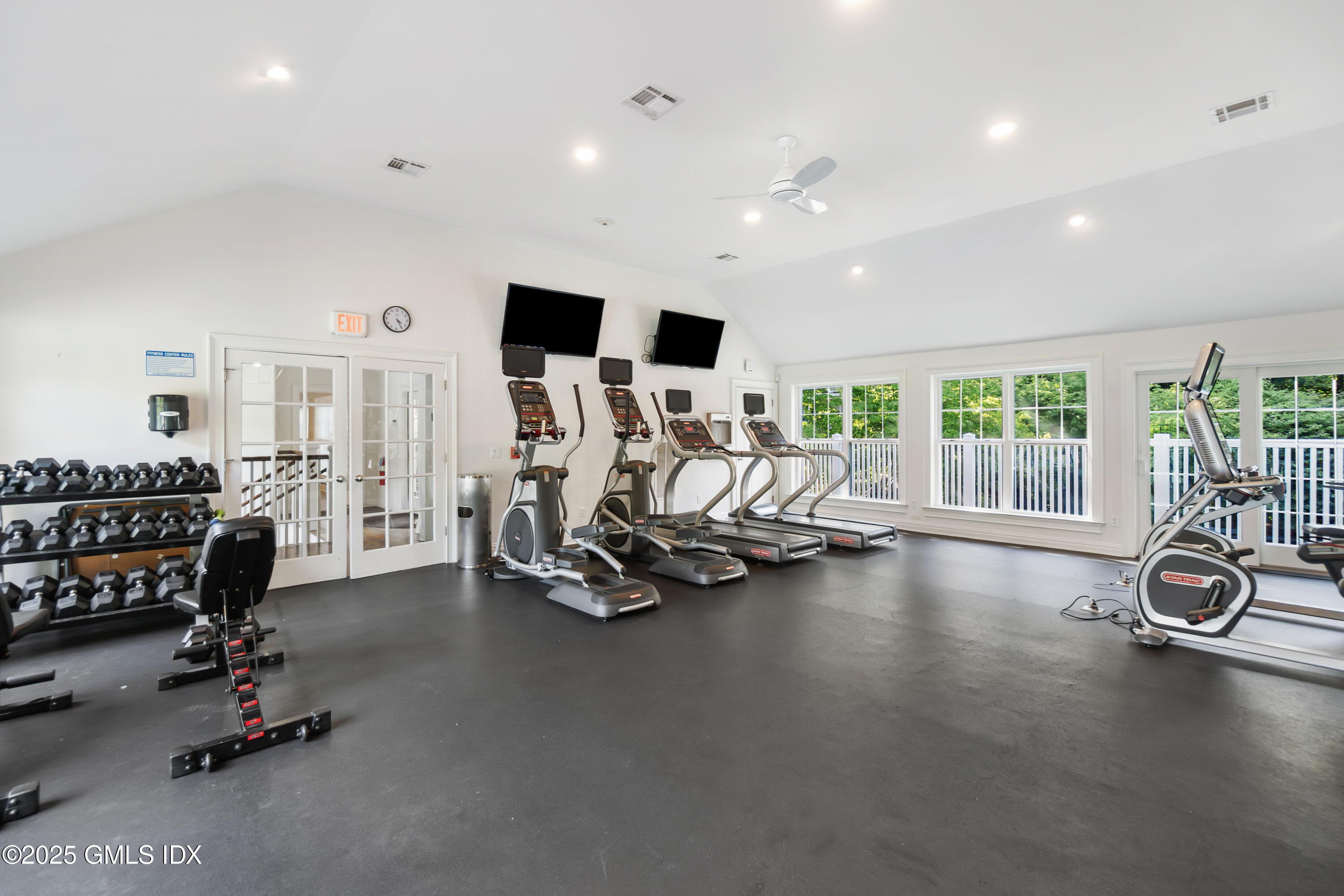 221 Weaver Street, Unit 19C Greenwich, CT 06831 - Photo 19 of 23 a view of a room with gym equipment