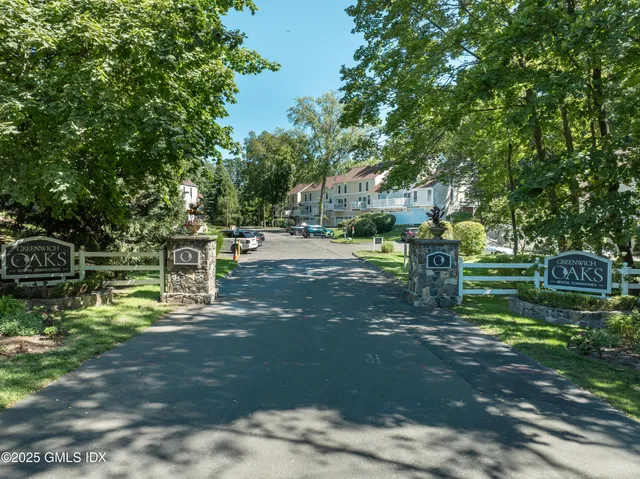 $7,100 | 221 Weaver Street, Unit 19C, Greenwich, CT 06831