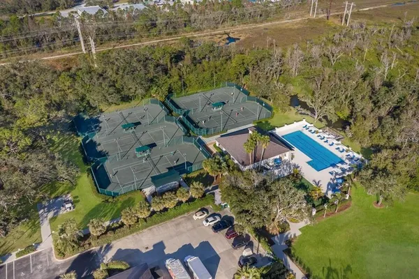$425,000 | 8652 54th Ave Circle East, Bradenton, FL 34211