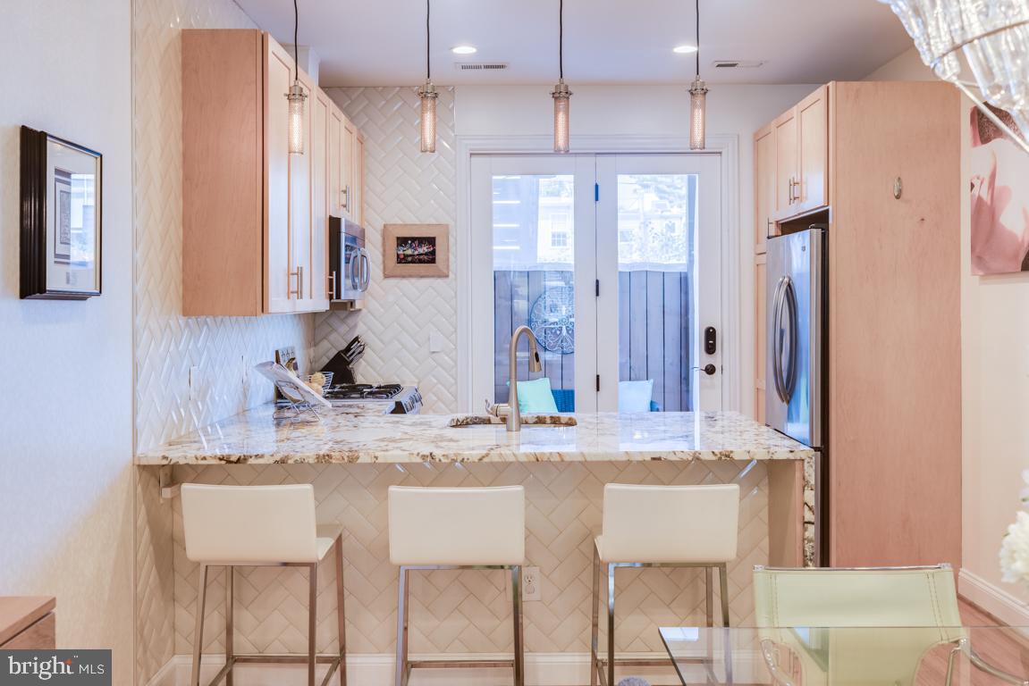 451 Ridge Street Northwest, Unit A Washington, DC 20001 - Photo 11 of 28