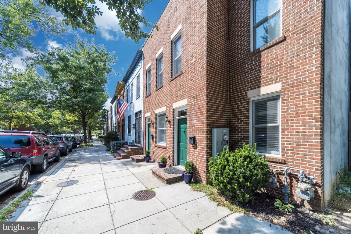 451 Ridge Street Northwest, Unit A Washington, DC 20001 - Photo 26 of 28 Charming Block