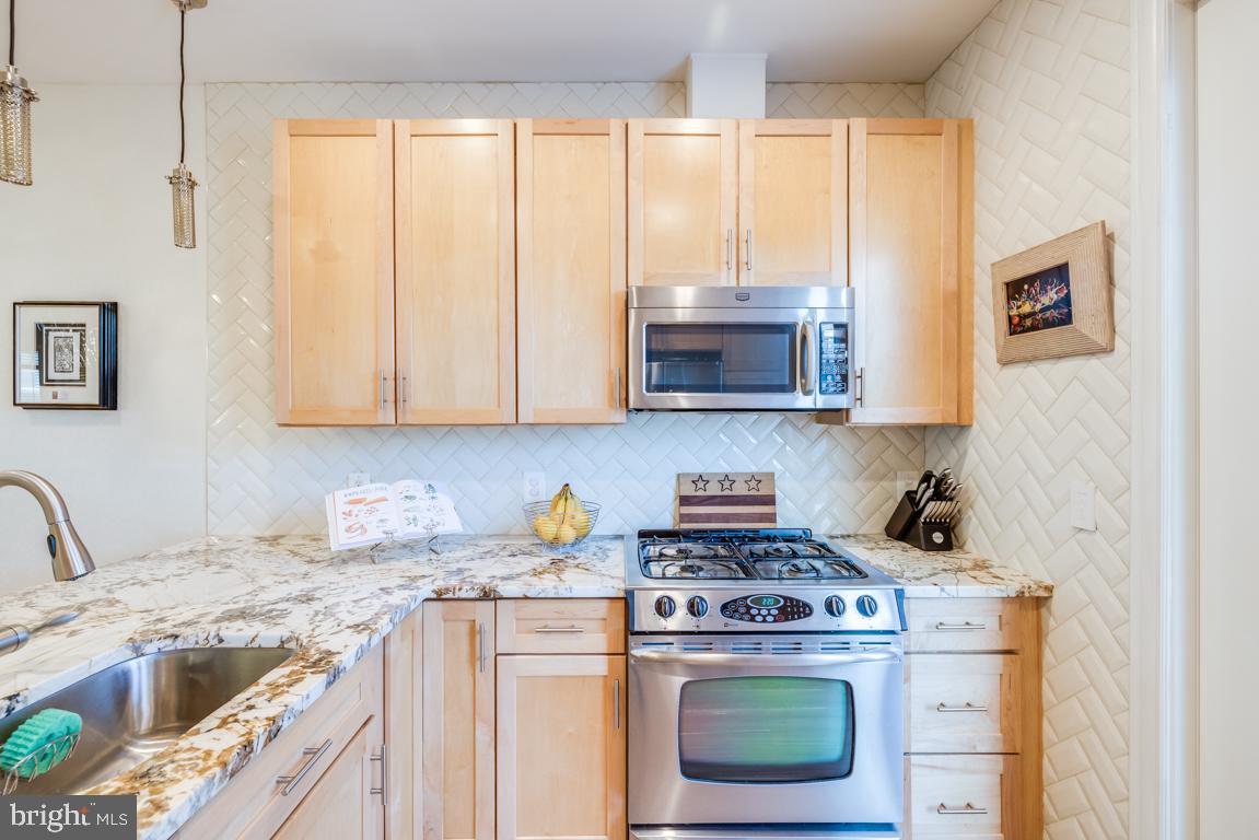 451 Ridge Street Northwest, Unit A Washington, DC 20001 - Photo 8 of 28