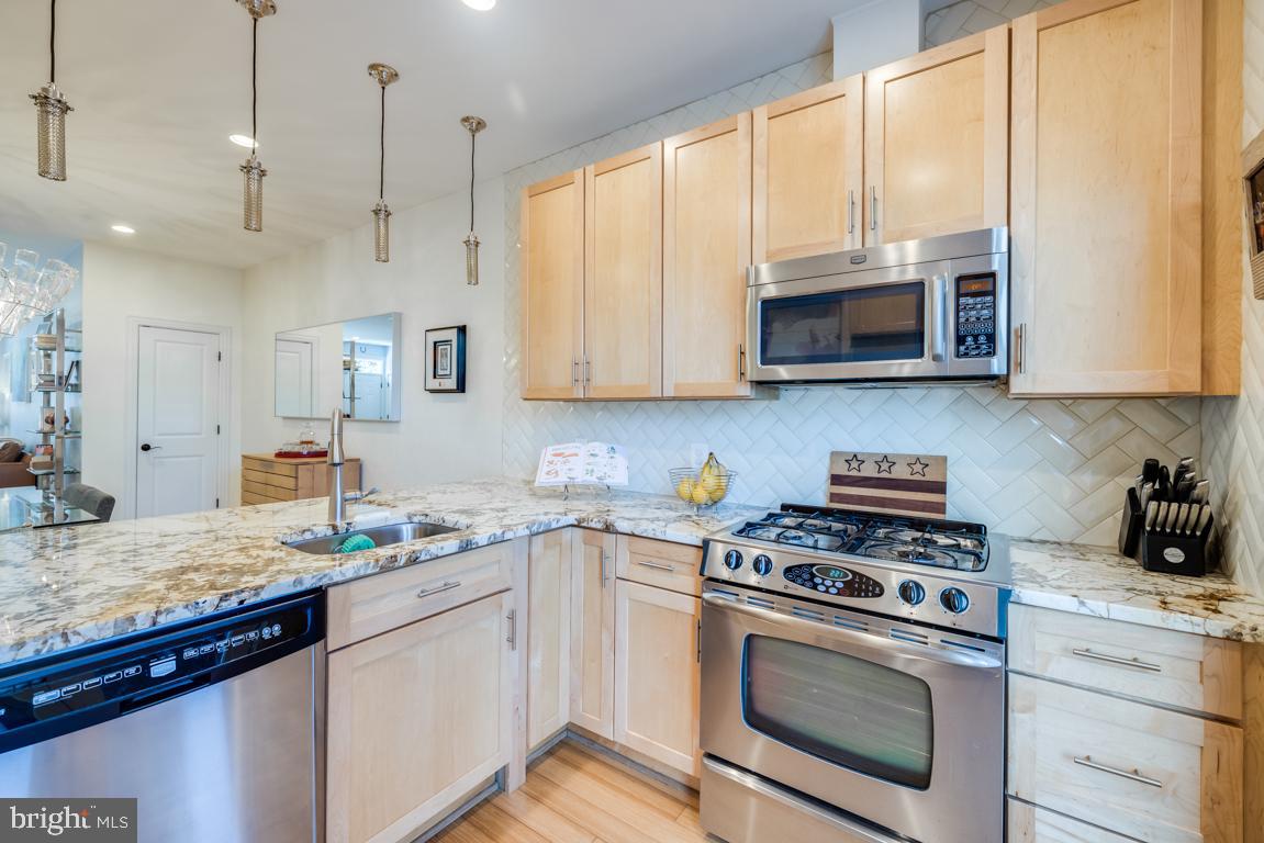 451 Ridge Street Northwest, Unit A Washington, DC 20001 - Photo 9 of 28