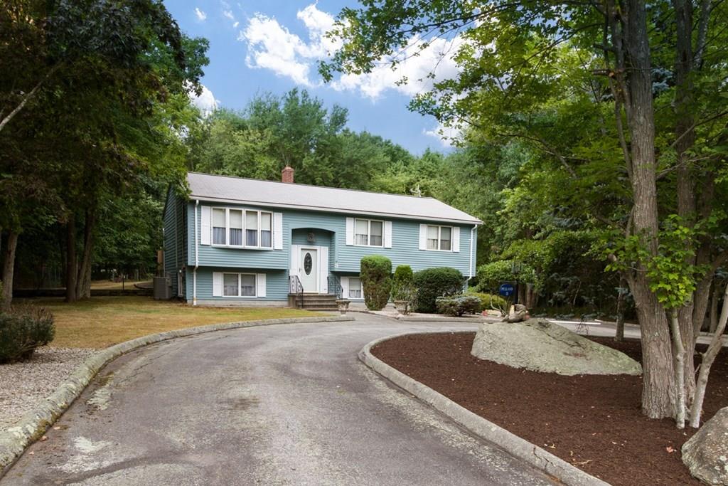 3 Oaklawn Road Freetown, MA 02702 - Photo 2 of 32 Gallery Image 2