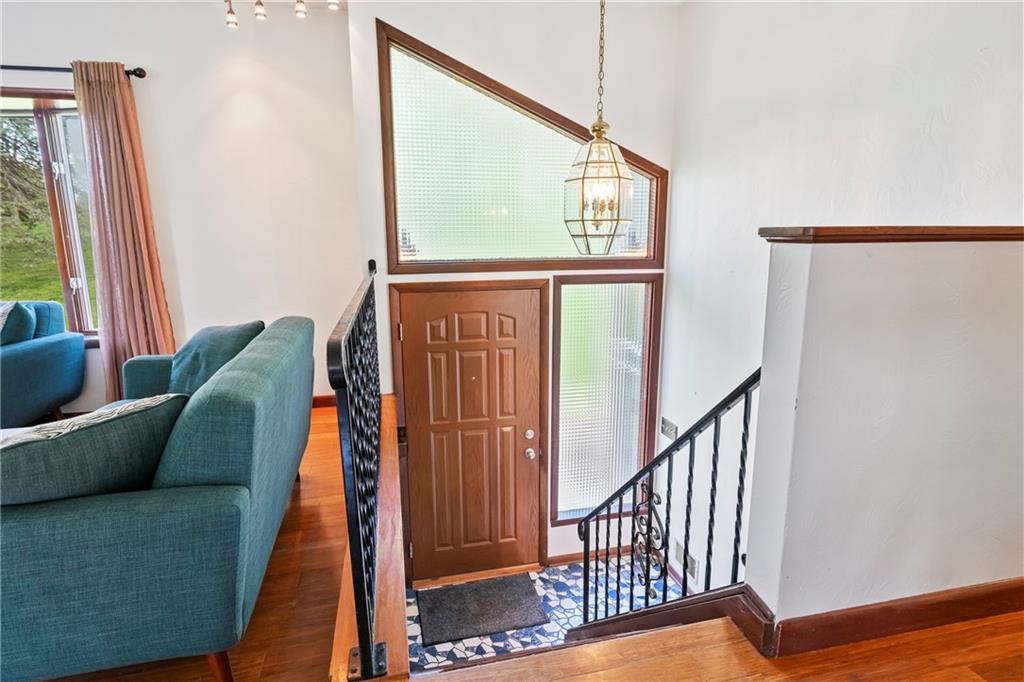 2110 Lorenzi Lane McKees Rocks, PA 15136 - Photo 2 of 30