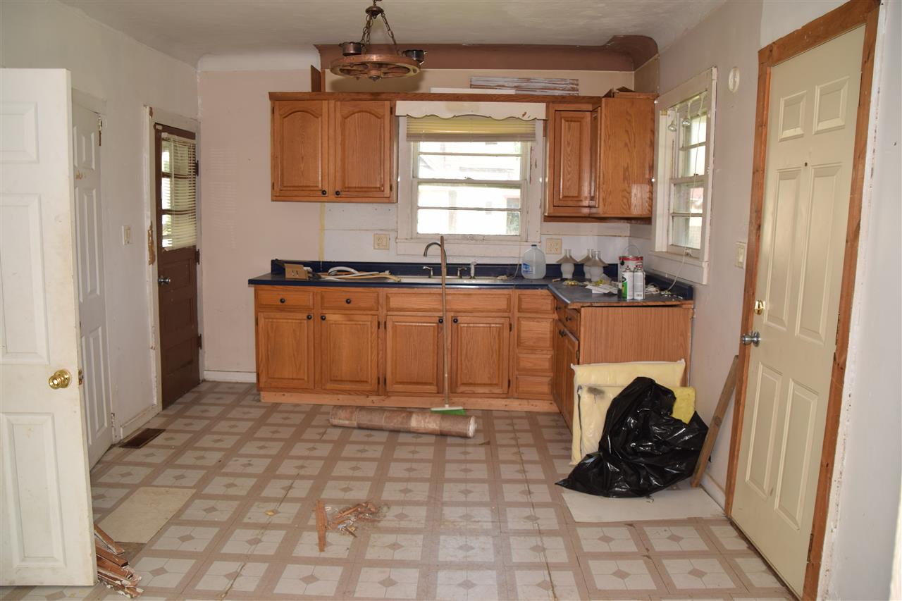 352 Depot Street Butler, IN 46721 - Photo 10 of 20