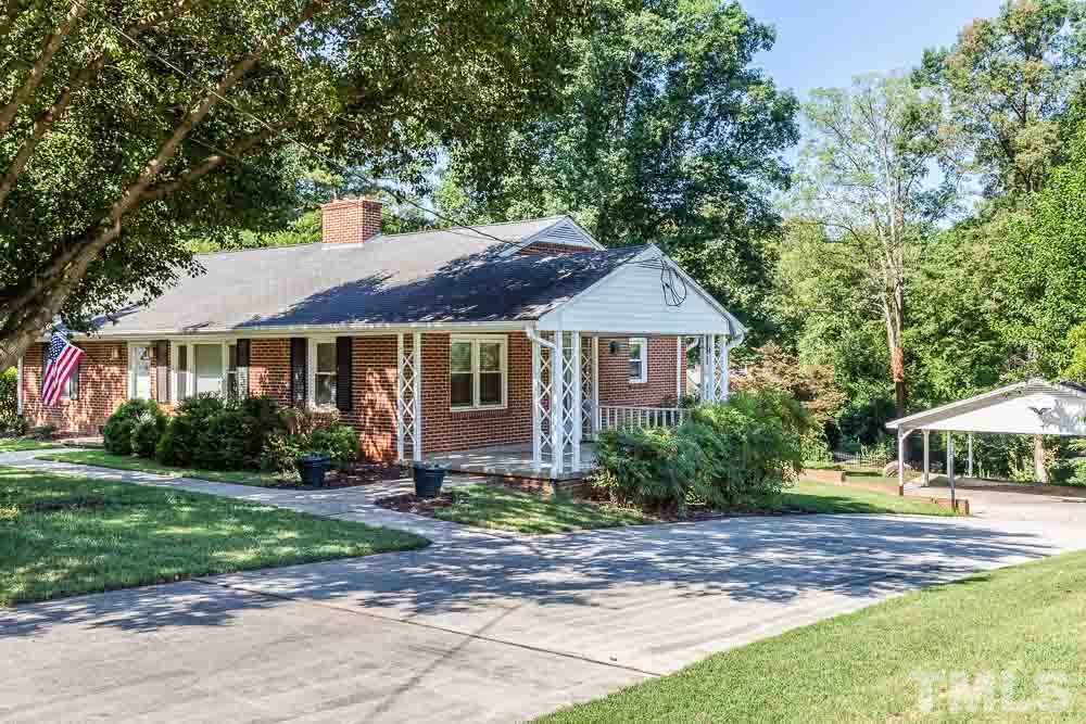 1318 Kent Road Raleigh, NC 27606 - Photo 2 of 28