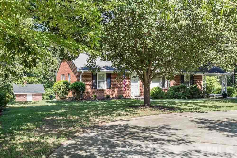 1318 Kent Road Raleigh, NC 27606 - Photo 3 of 28