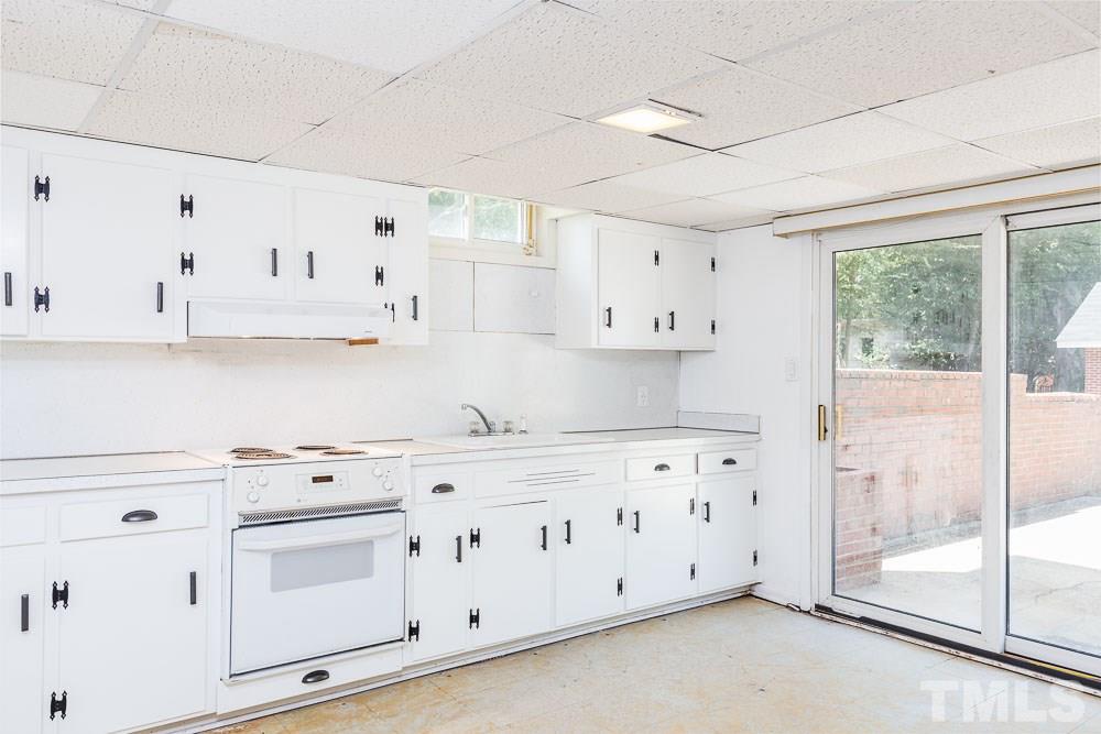 1318 Kent Road Raleigh, NC 27606 - Photo 24 of 28
