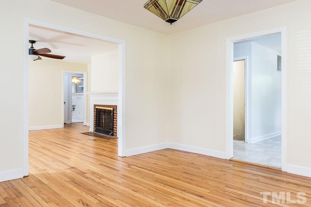 1318 Kent Road Raleigh, NC 27606 - Photo 10 of 28