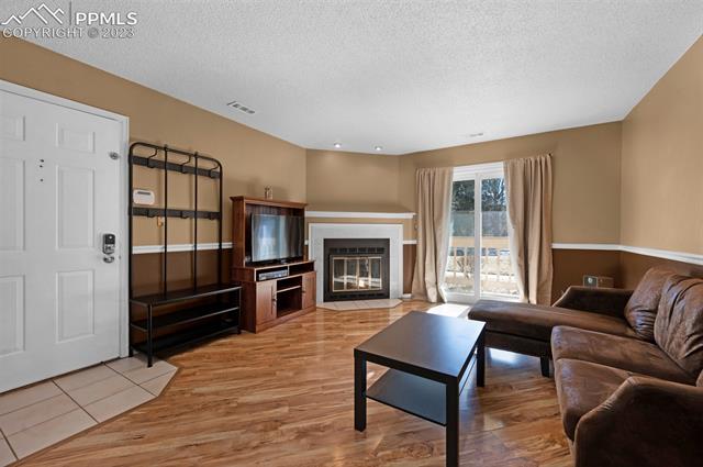 910 Tenderfoot Hill Road, Unit 103 Colorado Springs, CO 80906 - Photo 7 of 38