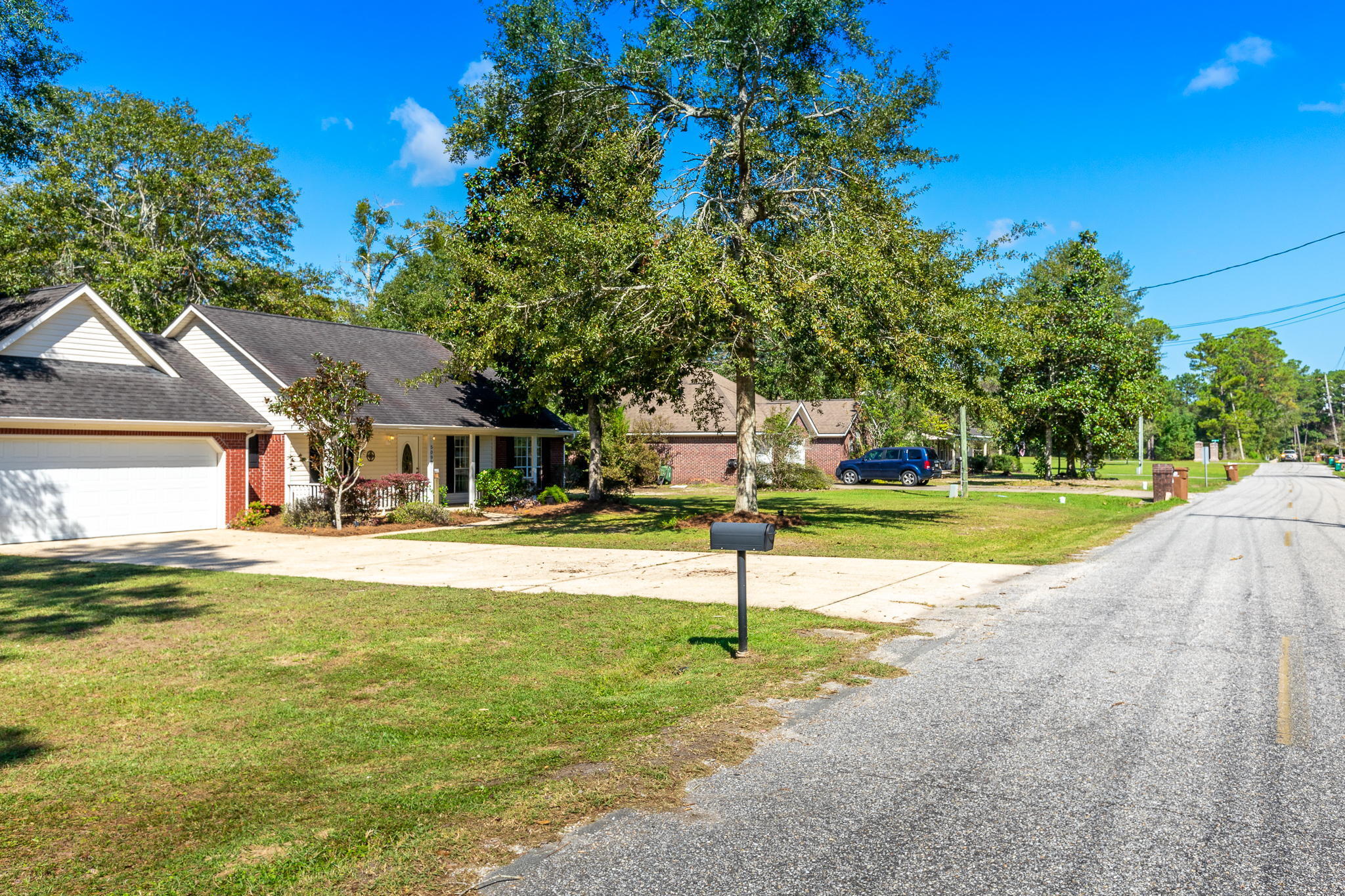 5098 West Gay Road D'Iberville, MS 39540 - Photo 3 of 30 Front of House View 3