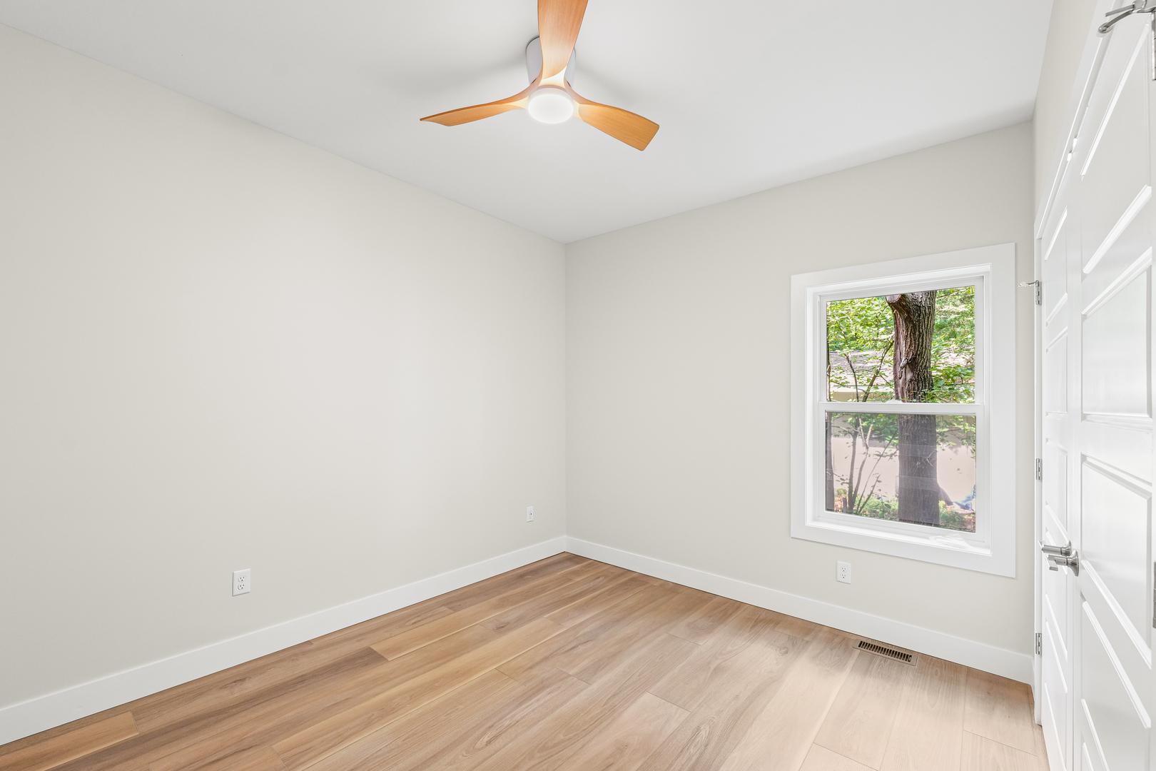 2015 Cureton Drive, Unit B Urbana, IL 61801 - Photo 26 of 36