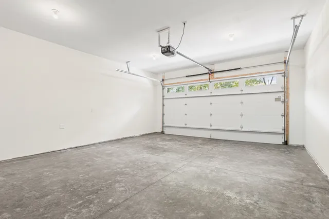 $279,900 | 2015 Cureton Drive, Unit B, Urbana, IL 61801