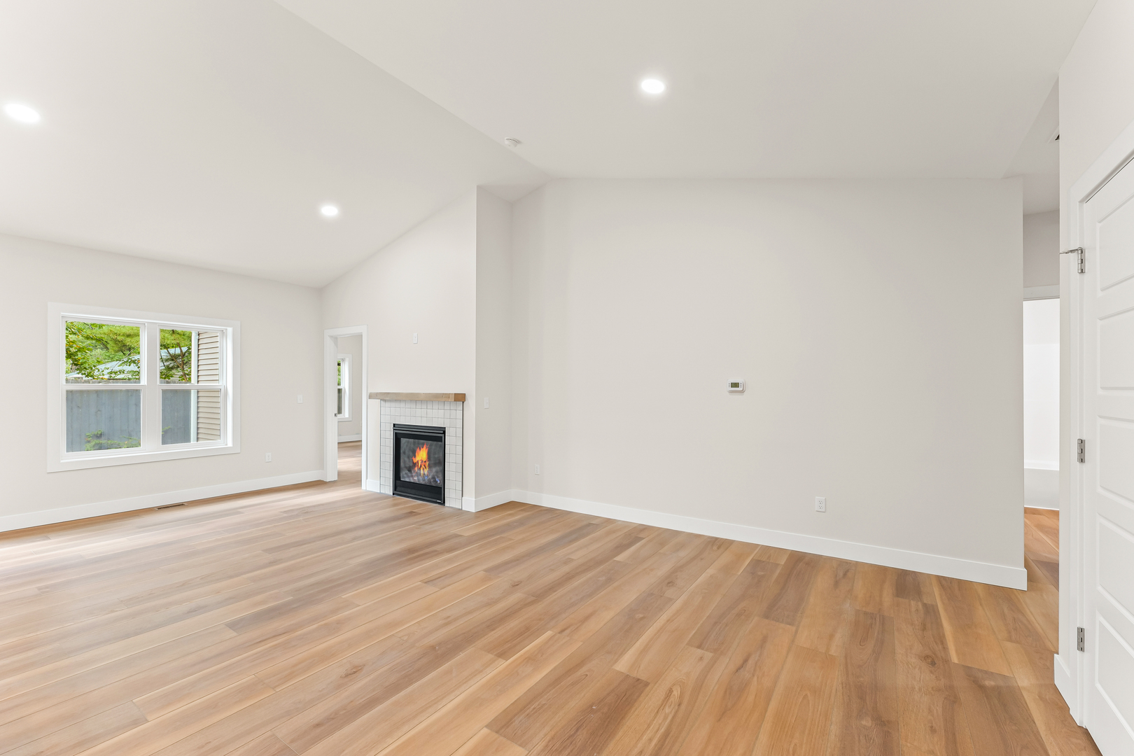 2015 Cureton Drive, Unit B Urbana, IL 61801 - Photo 5 of 36