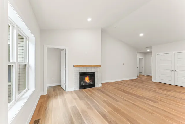 $279,900 | 2015 Cureton Drive, Unit B, Urbana, IL 61801