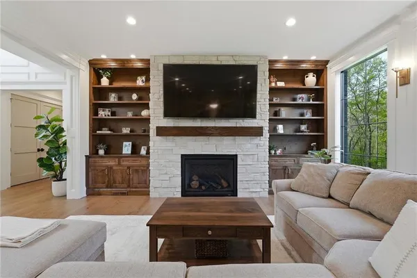$2,398,500 | 225 Stoup Road, Mars, PA 16046