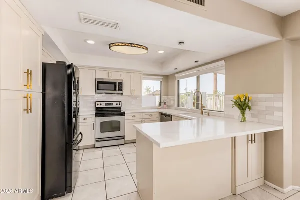 $575,000 | 706 West Sterling Place, Chandler, AZ 85225