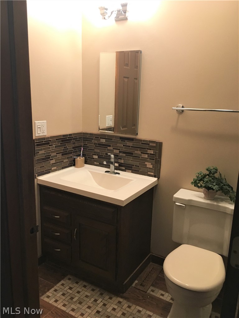 17801 Ridge Road North Royalton, OH 44133 - Photo 26 of 35
