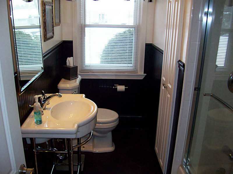 14 Killdeer Road Warwick, RI 02888 - Photo 11 of 25 Bathroom.