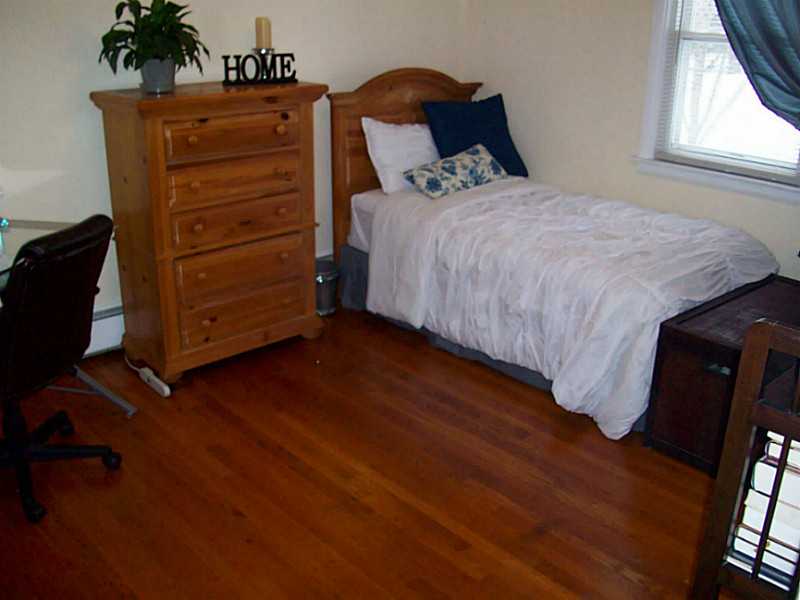 14 Killdeer Road Warwick, RI 02888 - Photo 17 of 25 Bedroom.