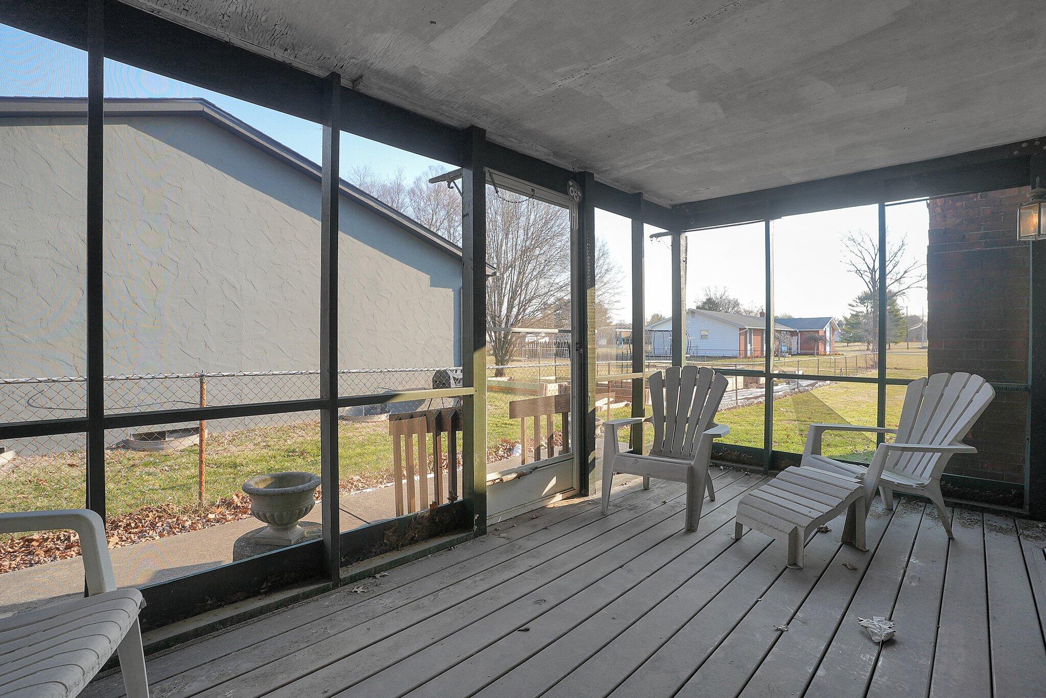 138 South Spring Road Westerville, OH 43081 - Photo 32 of 42 Screened Porch