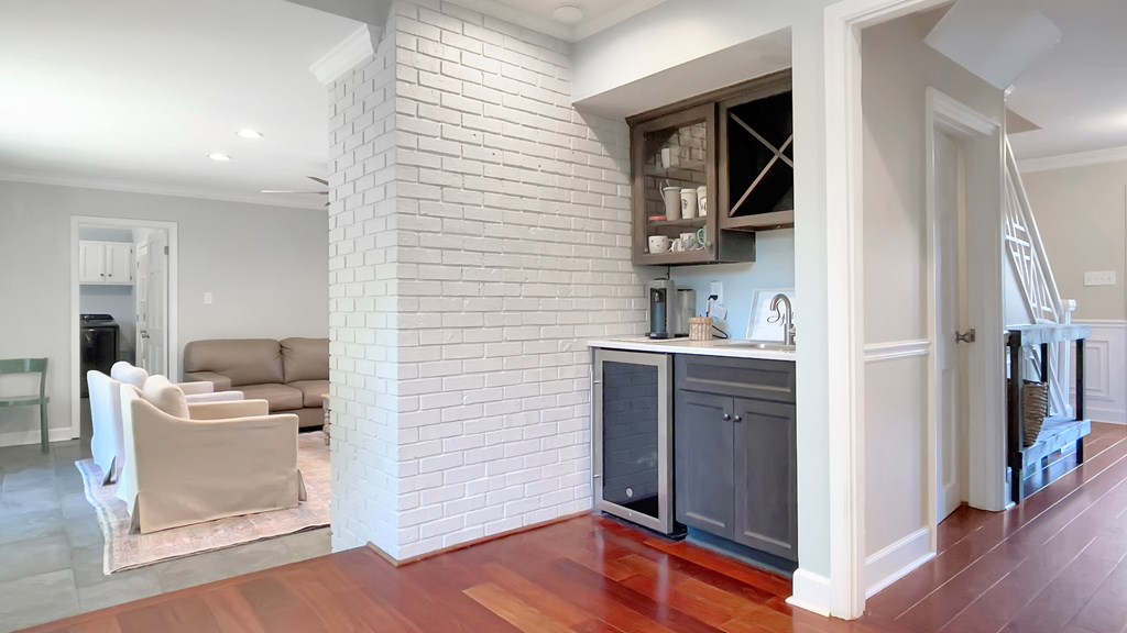 304 Hunting Road Greenwood, SC 29646 - Photo 12 of 35 Gallery Image 12