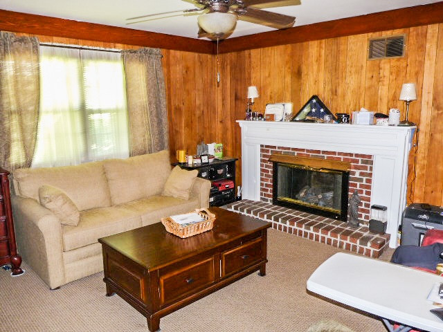 5205 Newhall Road Durham, NC 27713 - Photo 9 of 23 Family Room