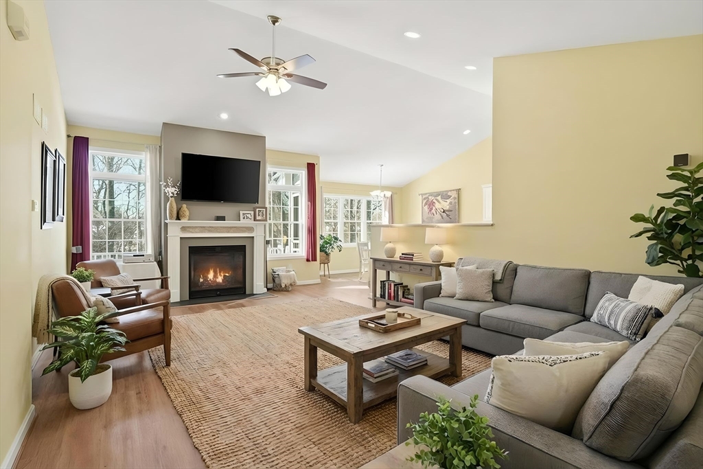 210 Johnson Road, Unit 23 Chicopee, MA 01022 - Photo 3 of 39