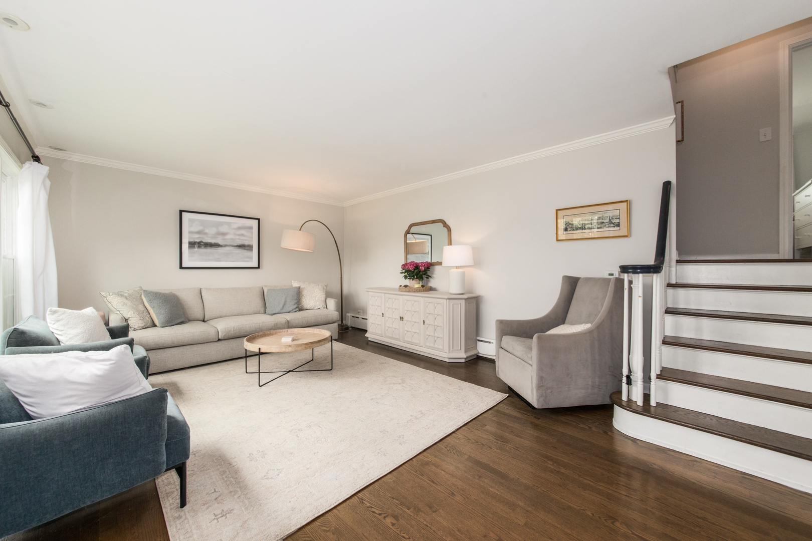 825 Goodwin Drive Park Ridge, IL 60068 - Photo 3 of 22 Gallery Image 3
