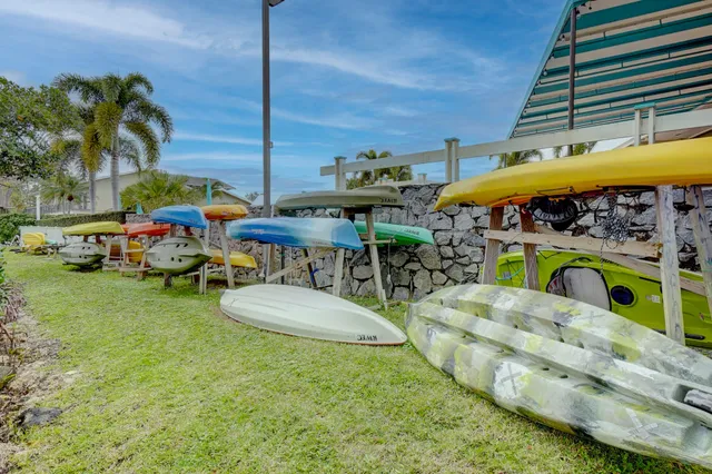 $249,990 | 18350 Southeast Wood Haven Lane, Unit J, Jupiter, FL 33469