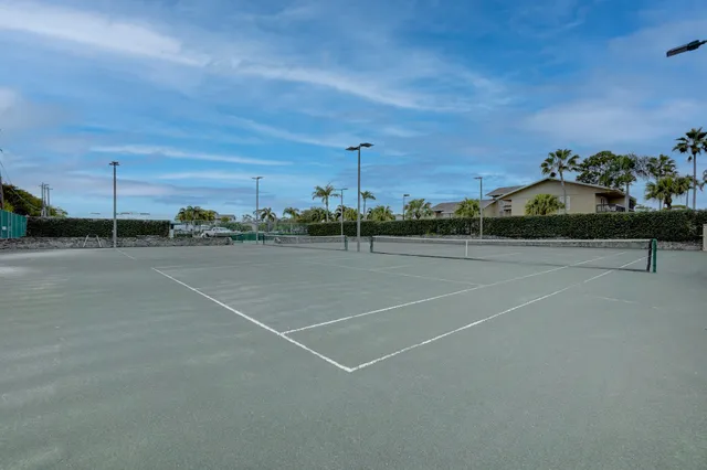 $249,990 | 18350 Southeast Wood Haven Lane, Unit J, Jupiter, FL 33469