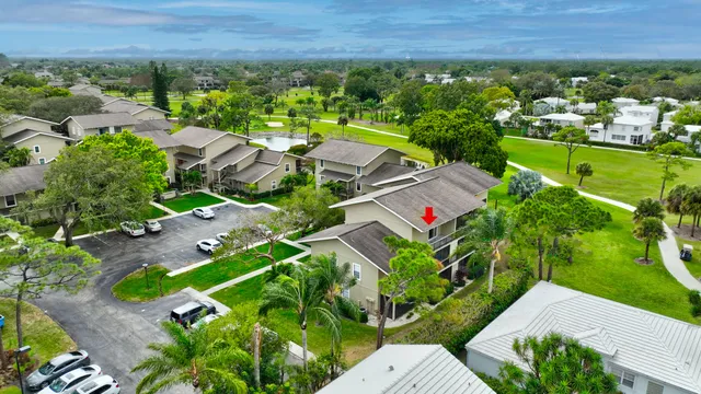 $249,990 | 18350 Southeast Wood Haven Lane, Unit J, Jupiter, FL 33469
